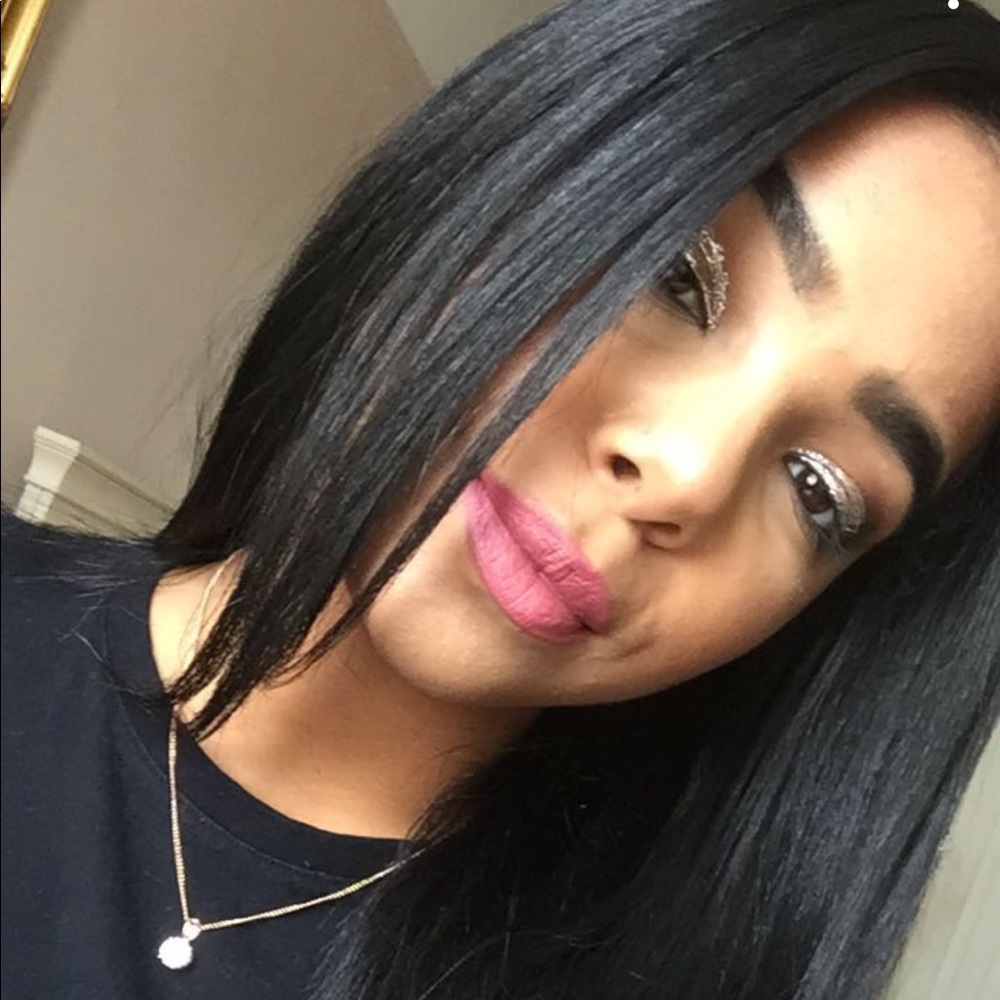 Meet your Posher, Chastity